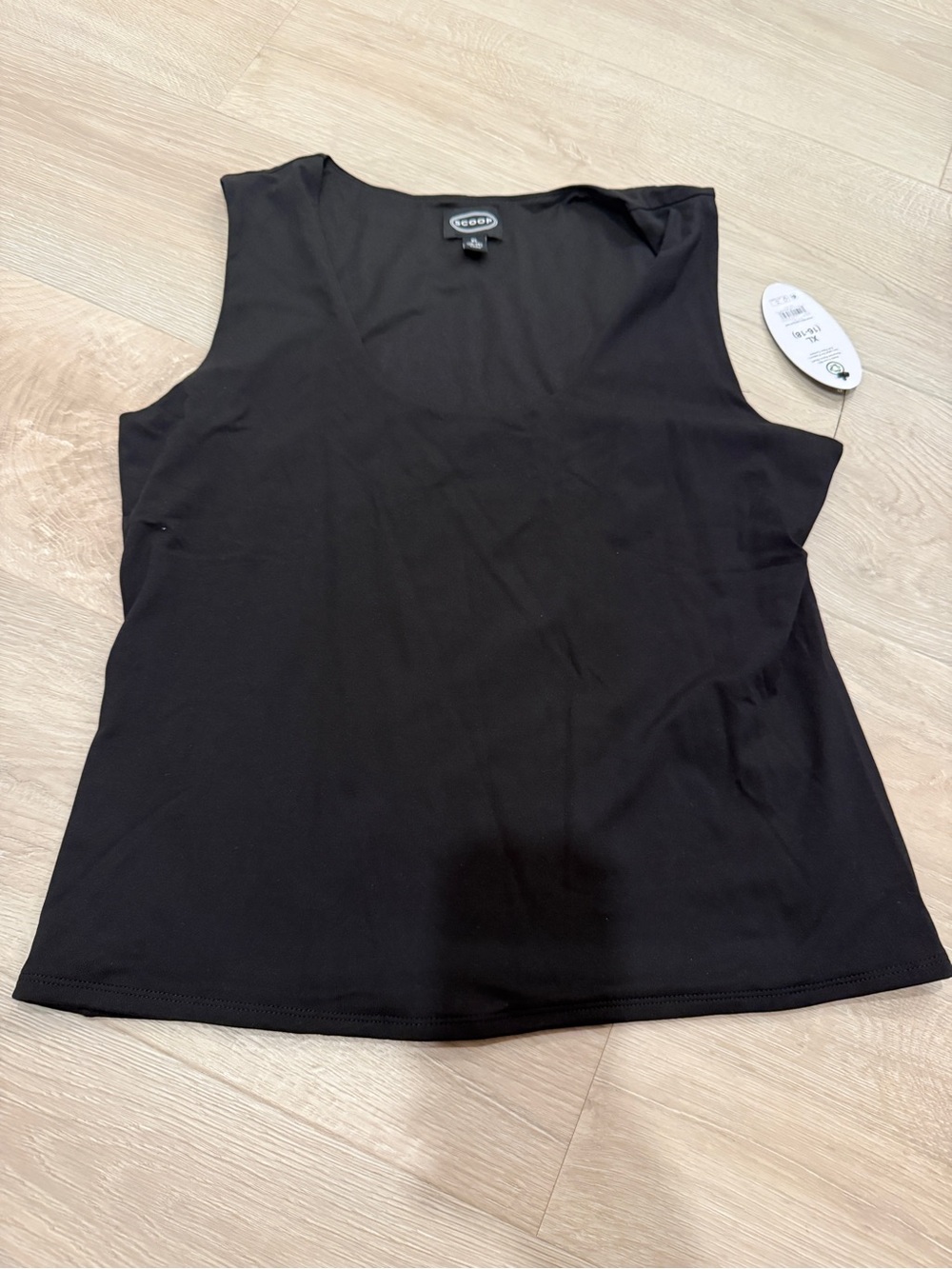 Scoop NWT Black Sleeveless Women's Top
